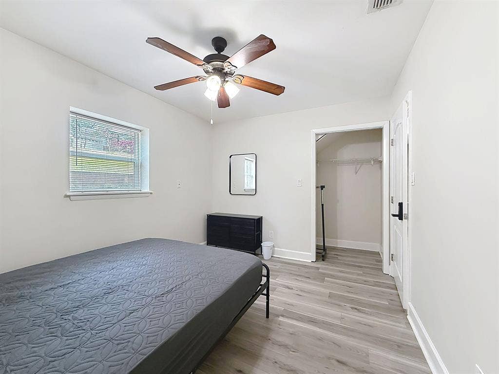 7 BR in Tallahassee
