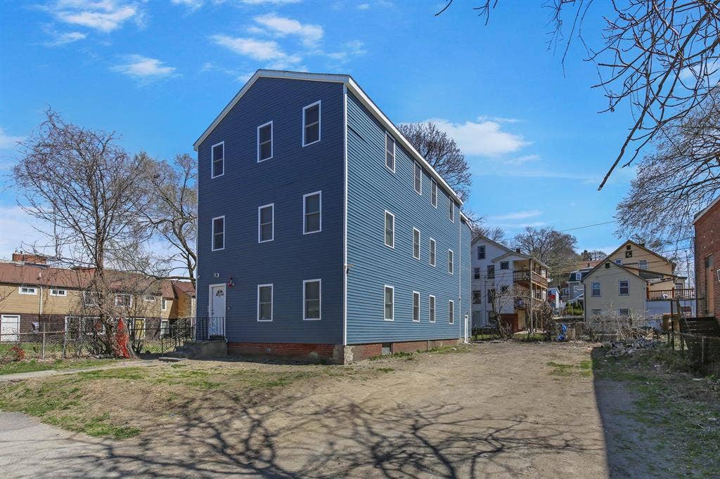 3 BR in Worcester