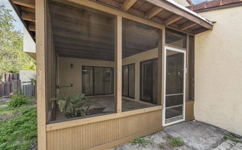 3 BR in Melbourne