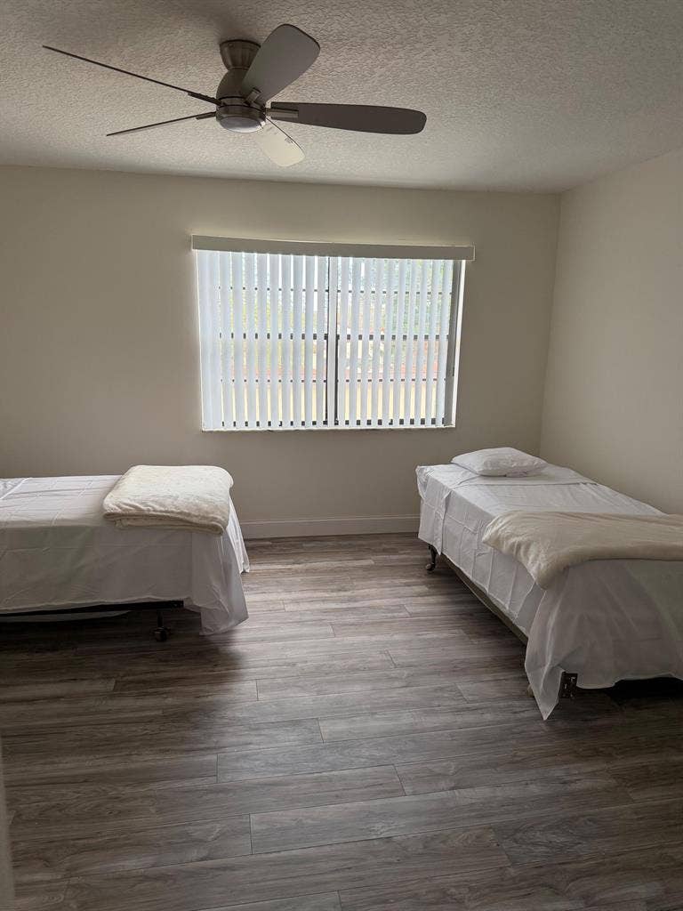 3 BR in Melbourne