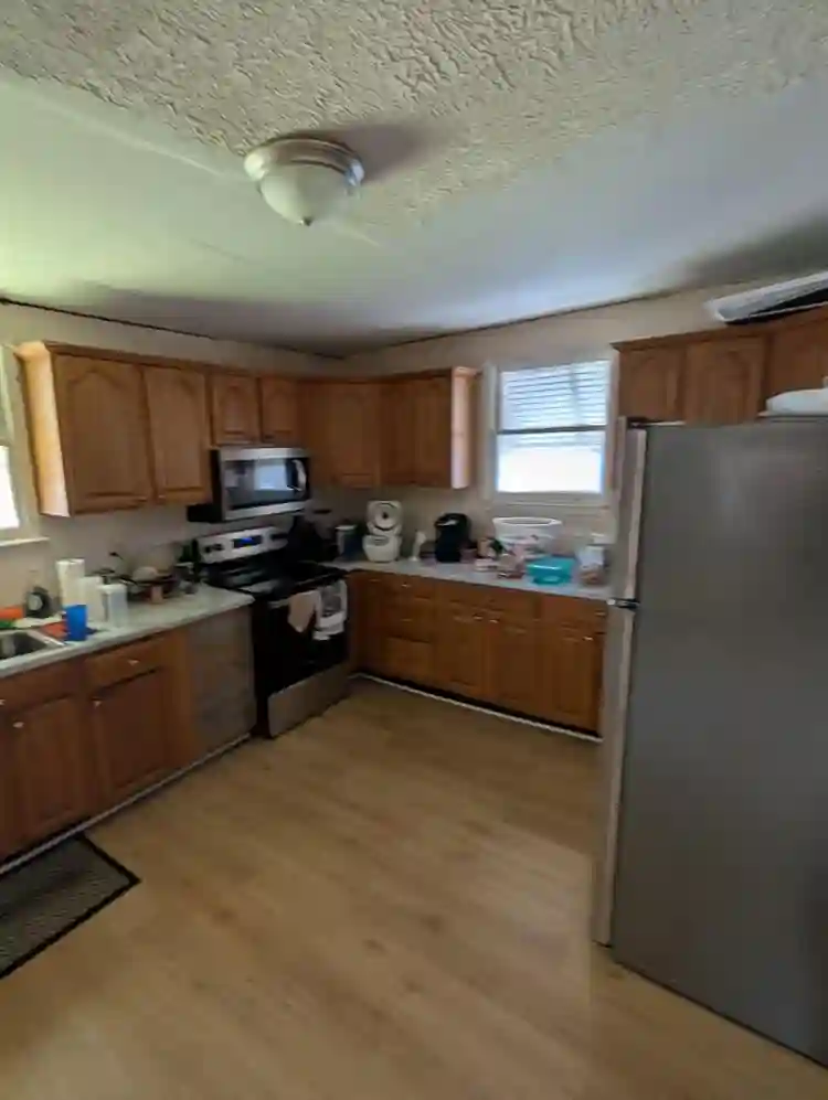 6 BR in Macon