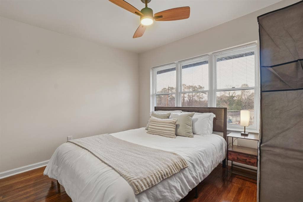 4 BR in Dallas