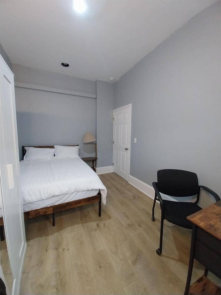 5 BR in Everett