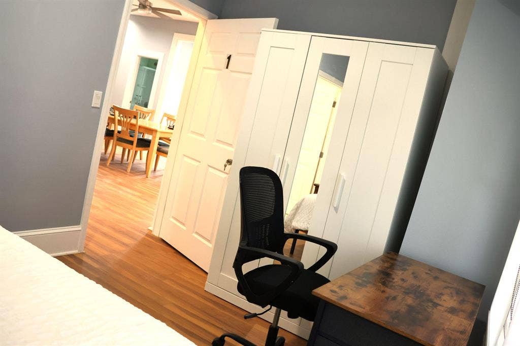 5 BR in Everett