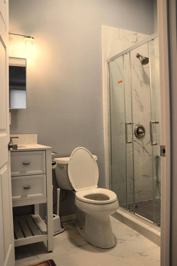 5 BR in Everett