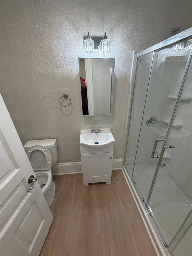 5 BR in Everett