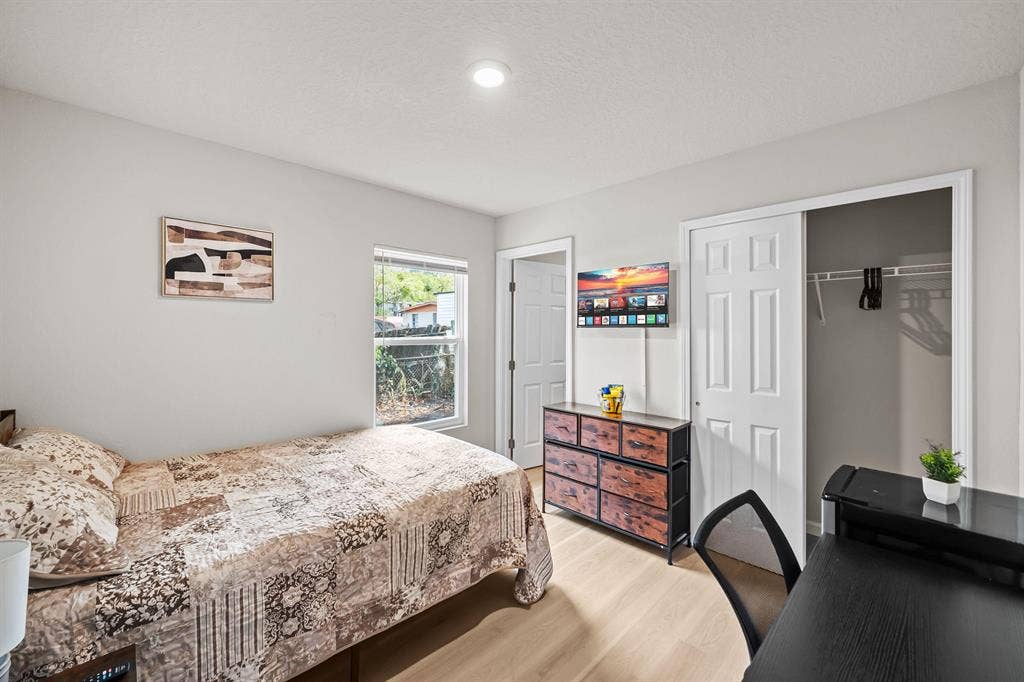 7 BR in Jacksonville