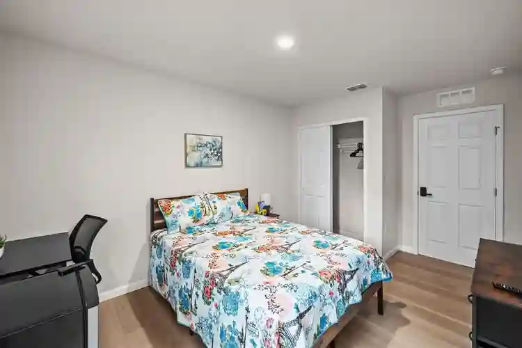 7 BR in Jacksonville