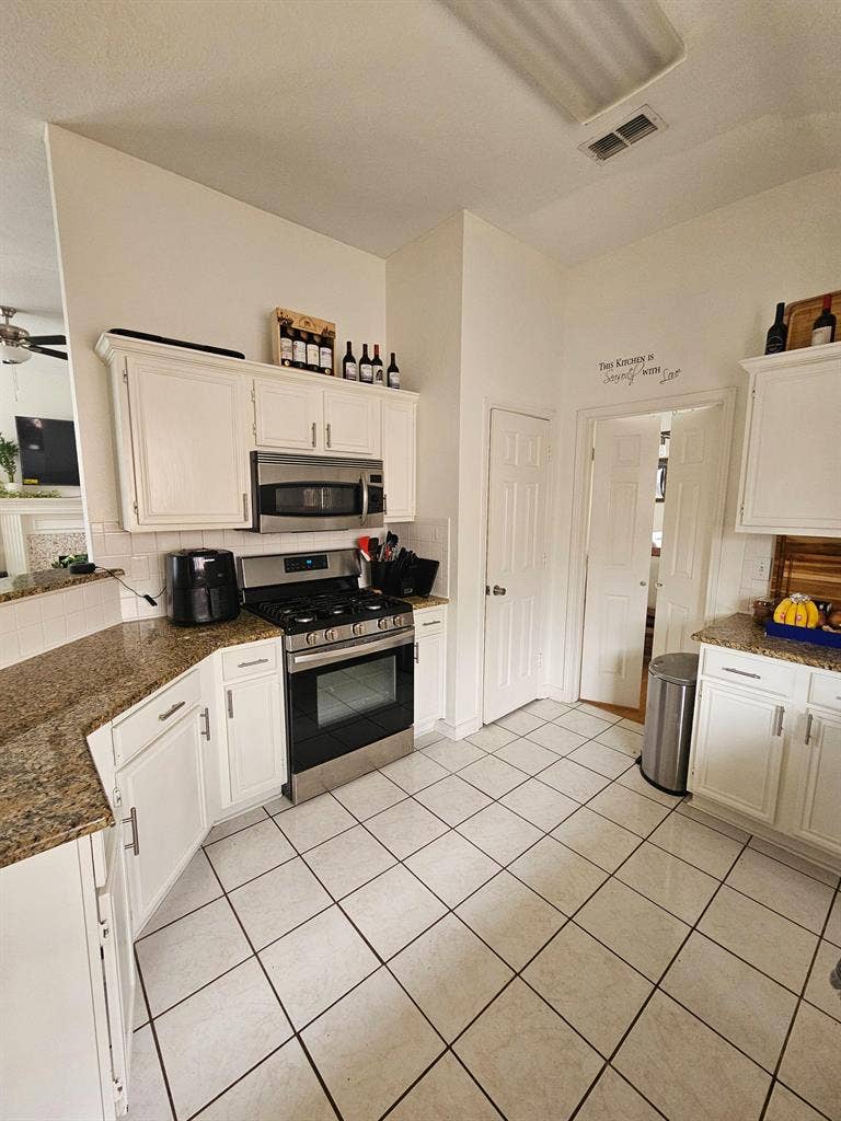 2 BR in Allen