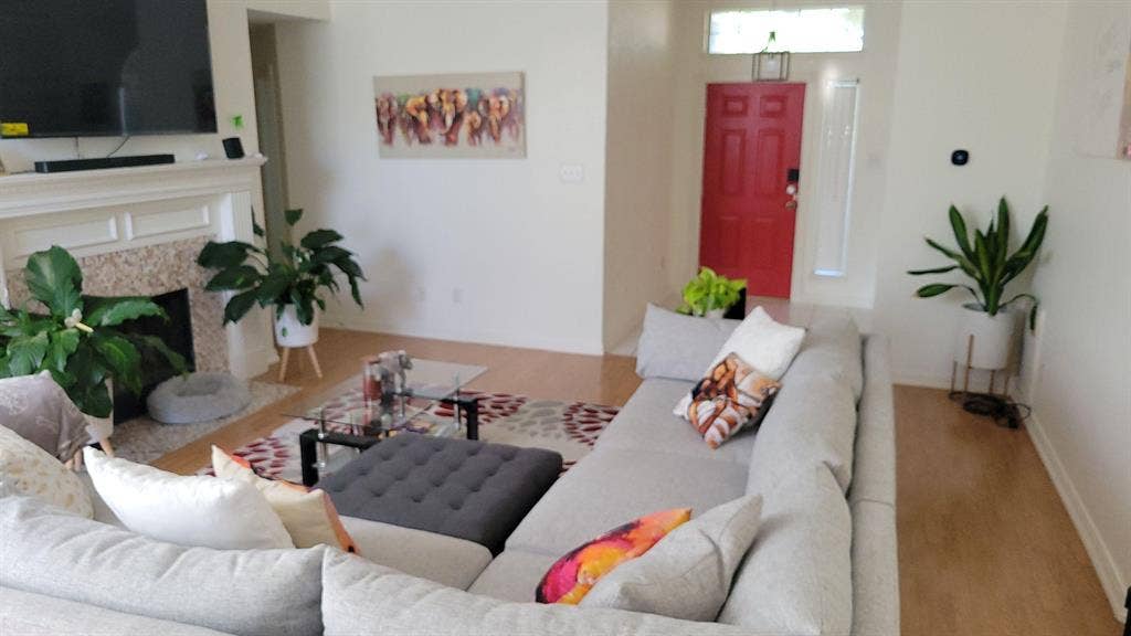 2 BR in Allen