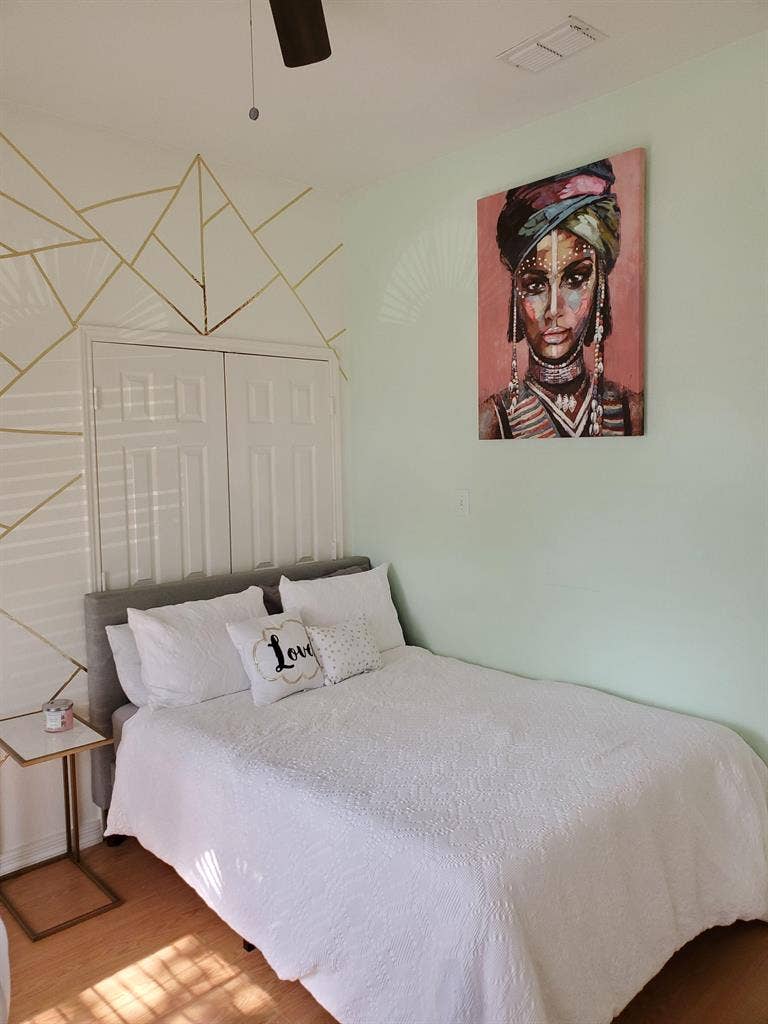 2 BR in Allen