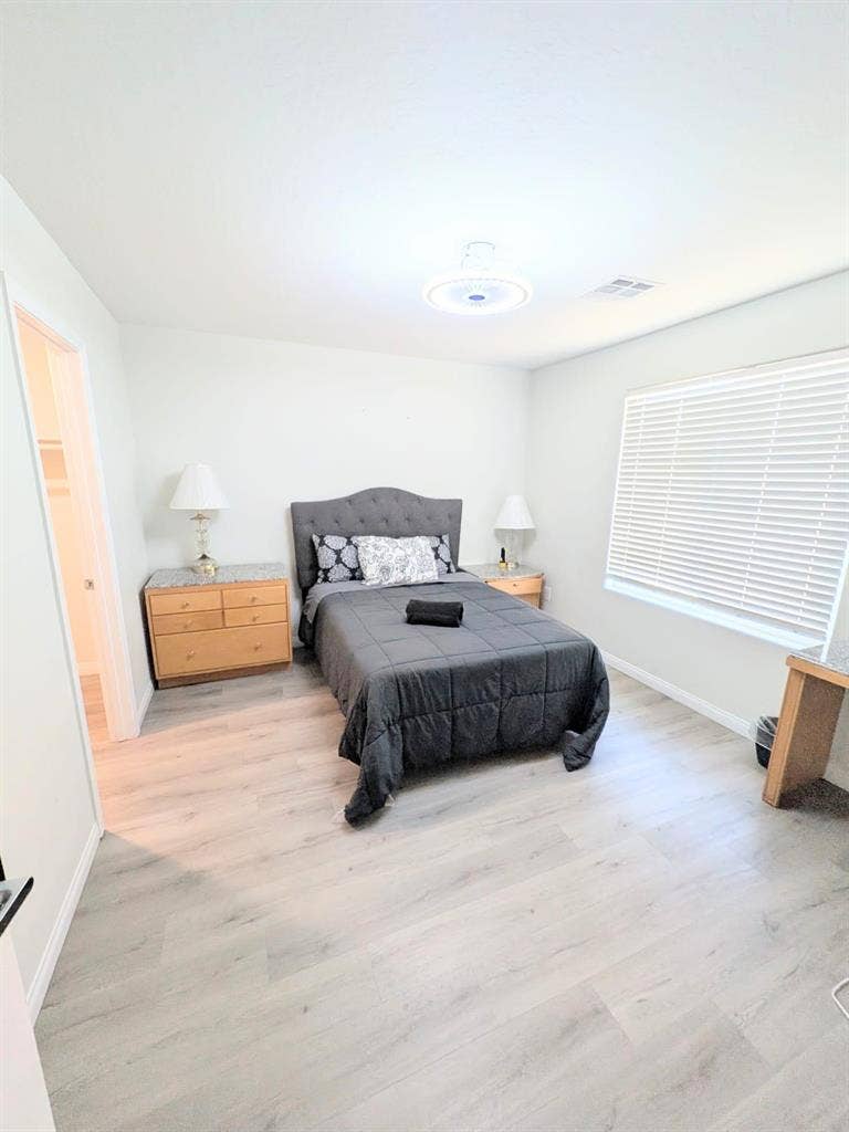 4 BR in Las Vegas