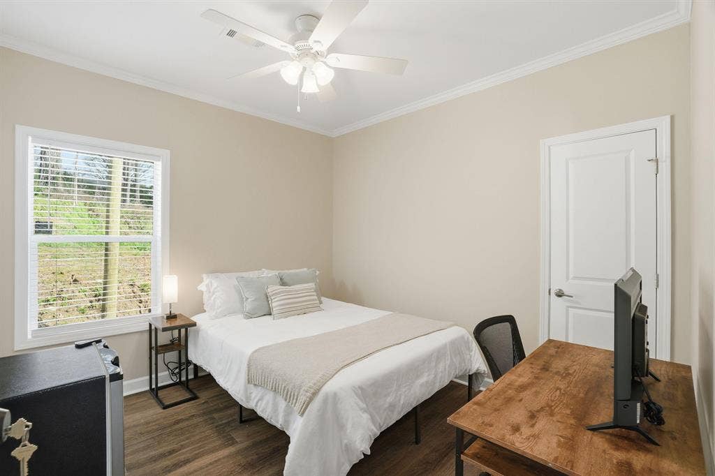 4 BR in Atlanta