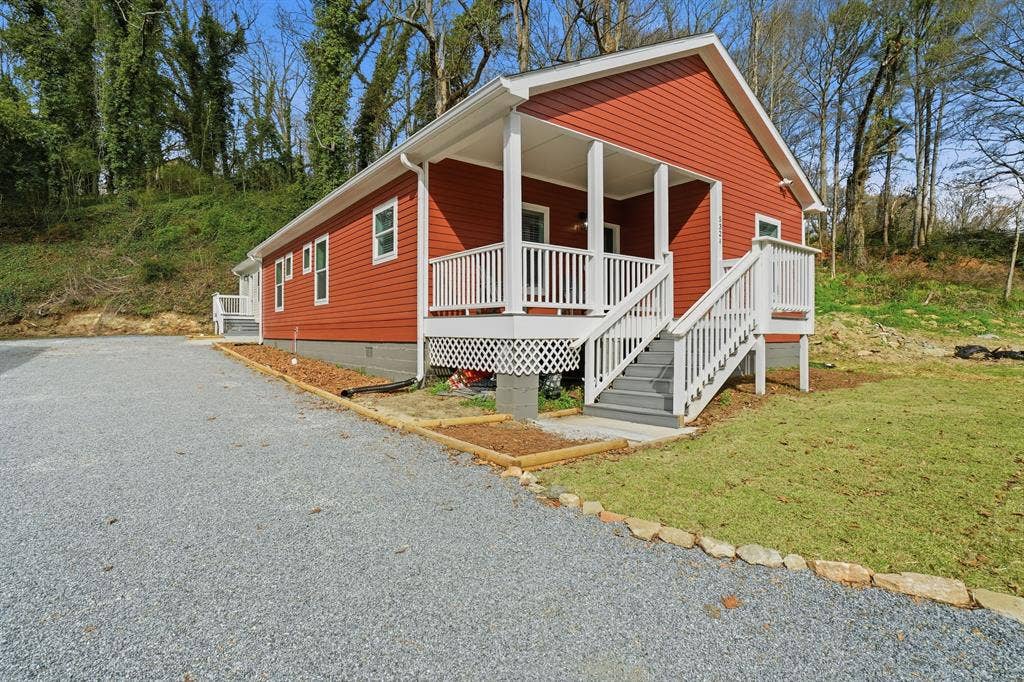 4 BR in Atlanta