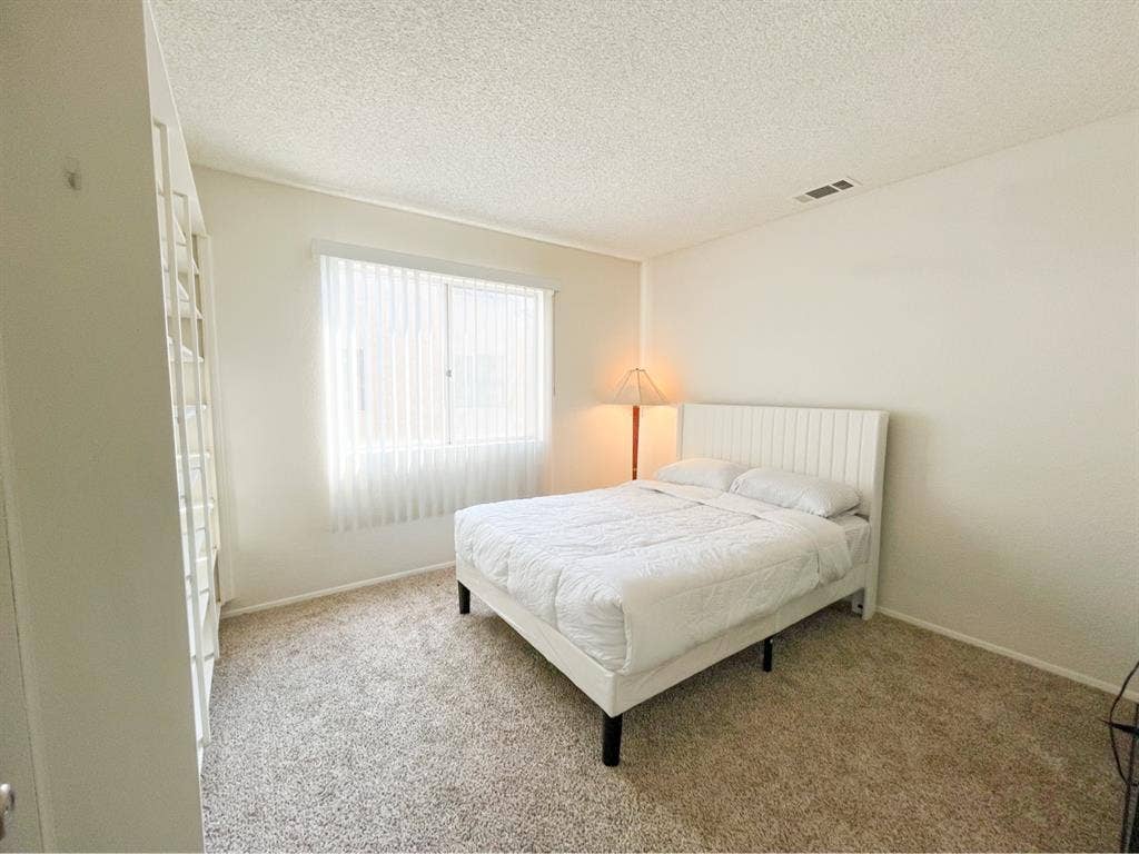 Private Room Avail Now