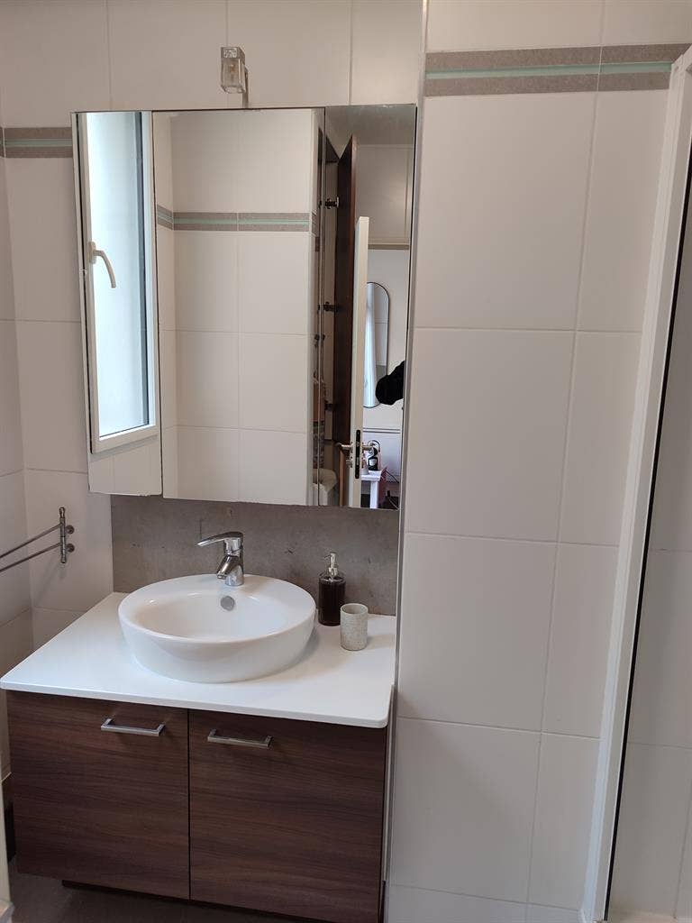 To rent in Paris, 17th