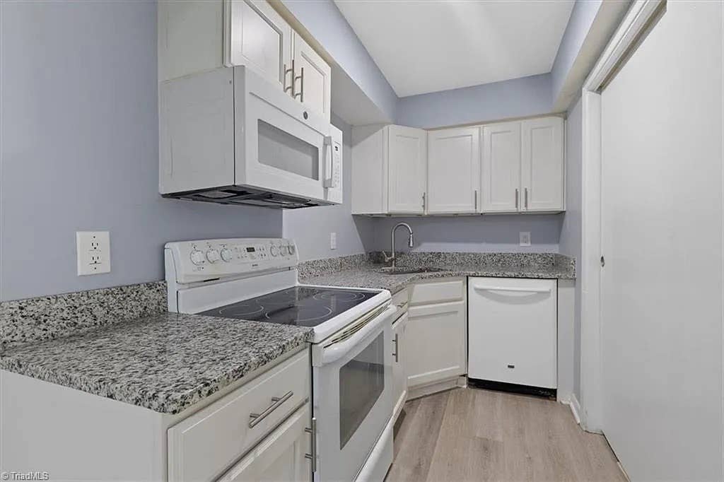 2 BR in Greensboro