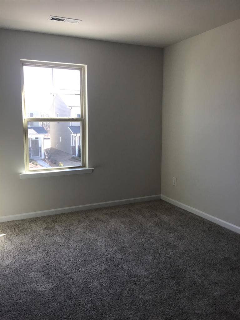 4 BR in Monroe