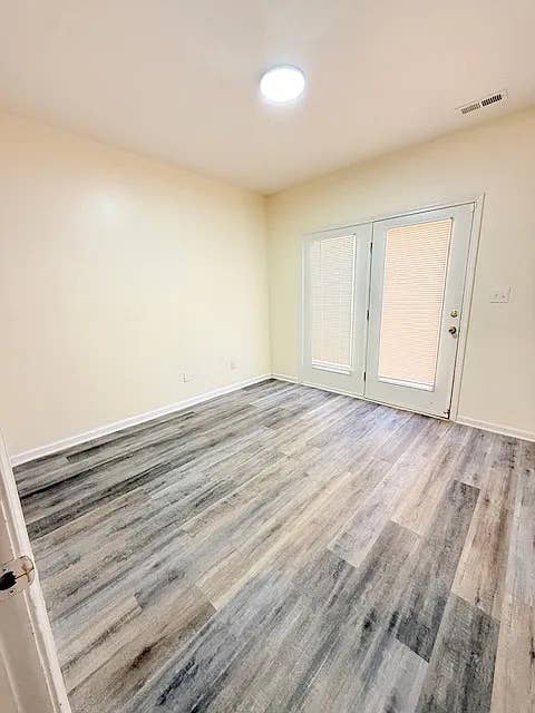 2 BR in Belmont