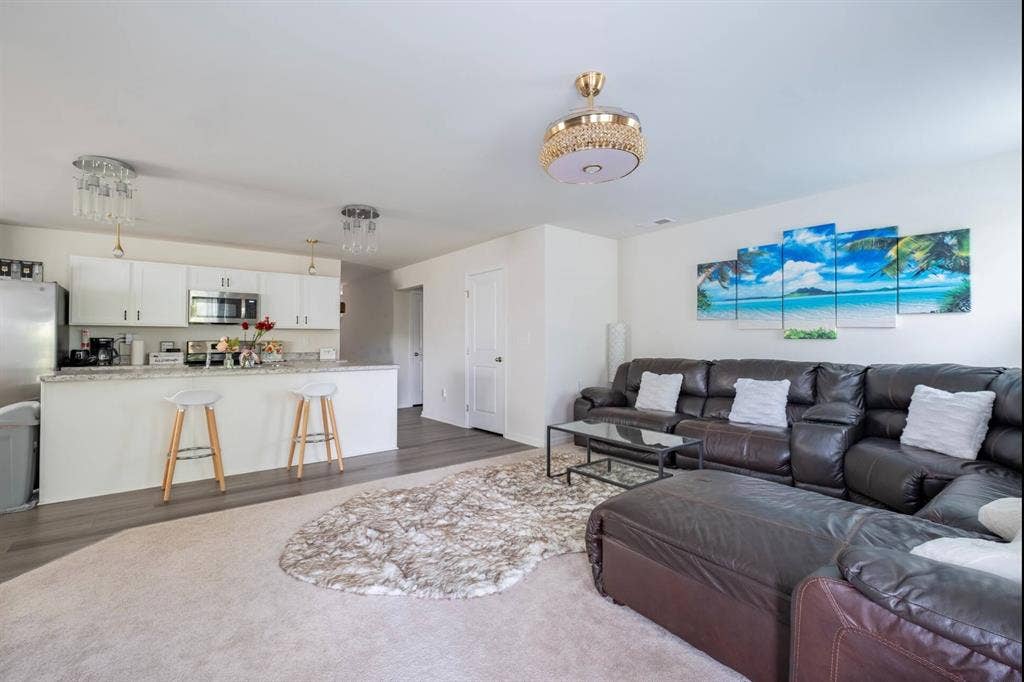 6 BR in Charlotte