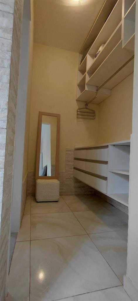 Private Suite Room with Independent