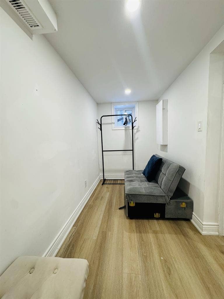 Basement Apartment | 3 Bed 1 Bath