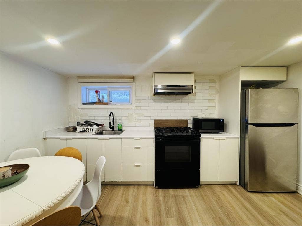 Basement Apartment | 3 Bed 1 Bath