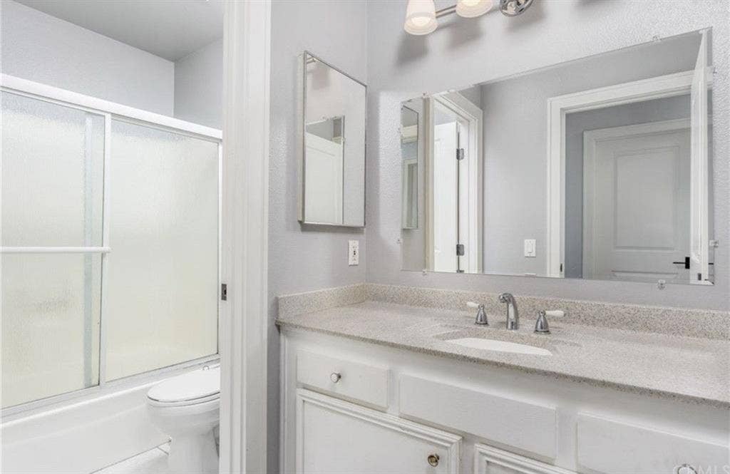 BEAUTIFUL HOME IN MISSION VIEJO