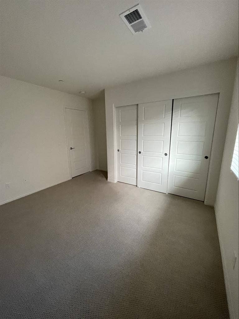 Great house, quiet safe neighborood