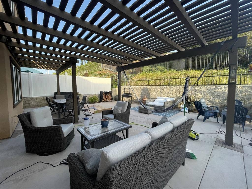 Great house, quiet safe neighborood