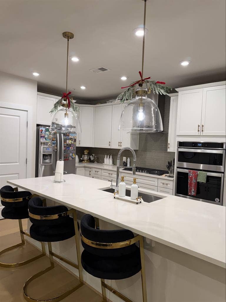 Luxury condo for rent