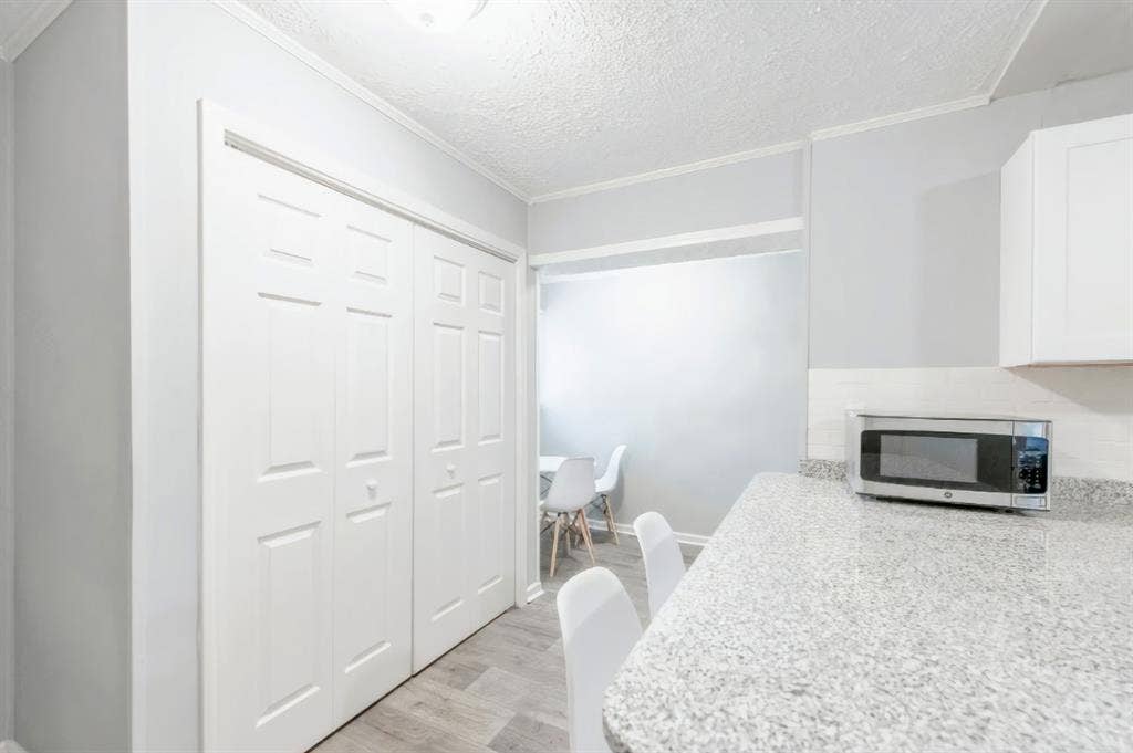 6 BR in Atlanta