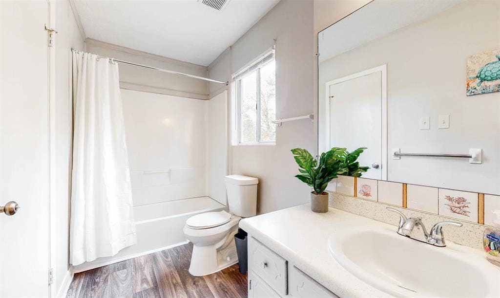 7 BR in Conley