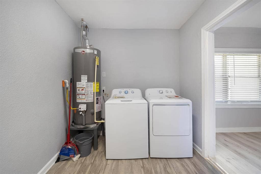 8 BR in Houston
