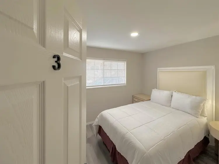 6 BR in Las Vegas