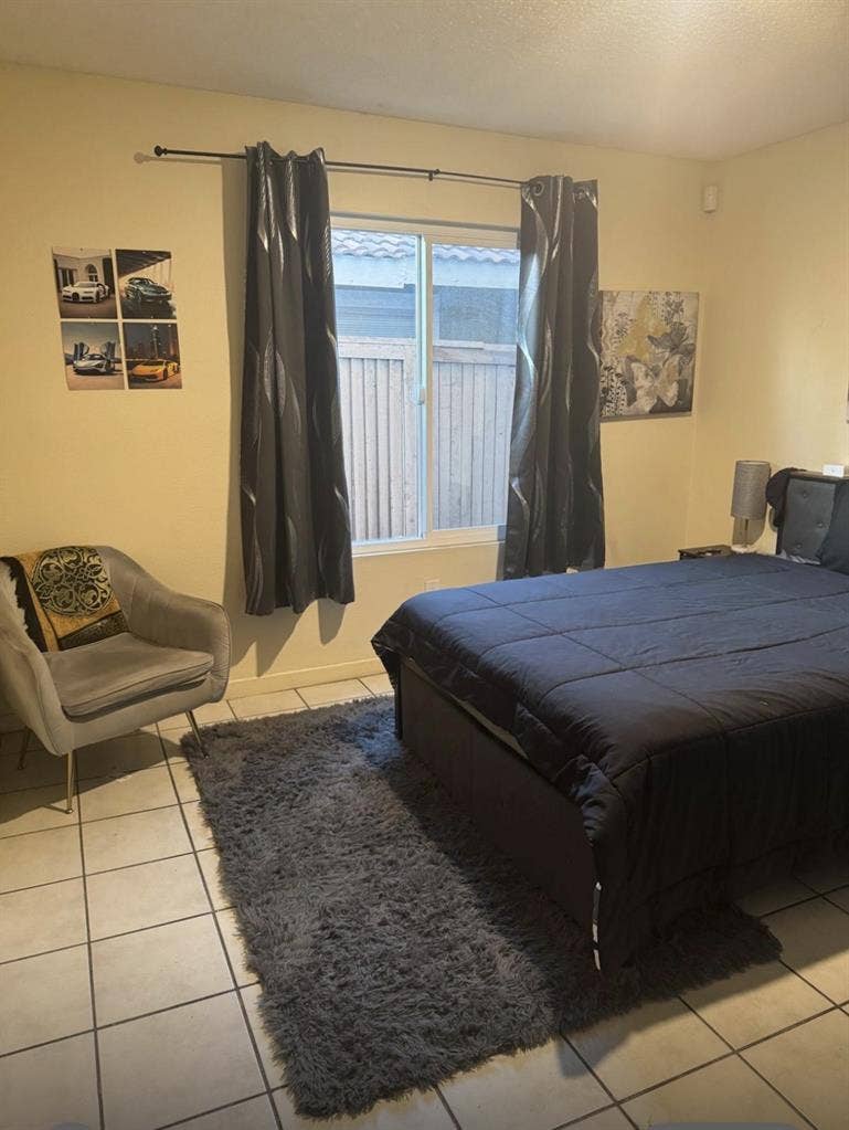 Private Room in a Prime Location