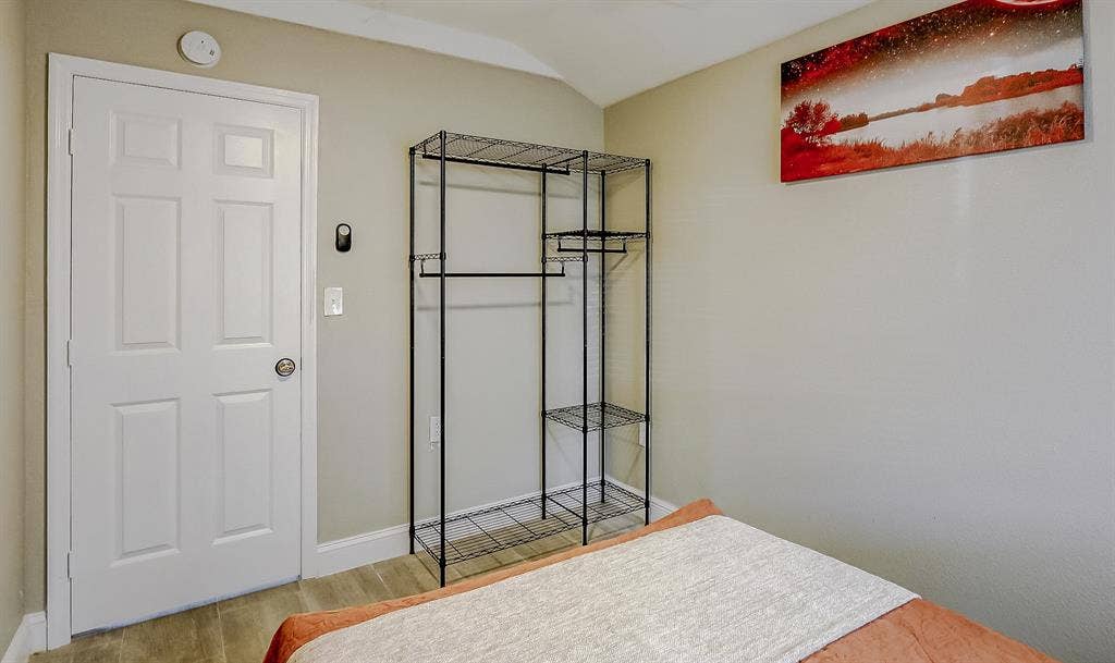 7 BR in Tampa