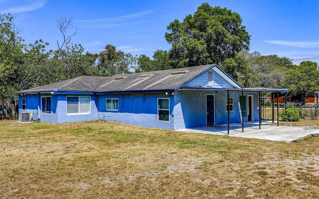 7 BR in Tampa