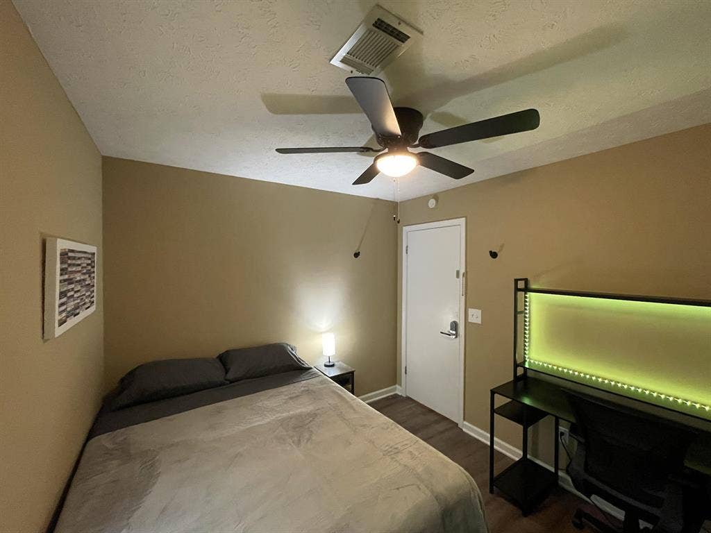 4 BR in Montgomery