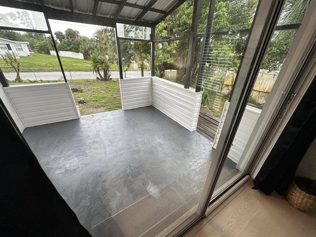 8 BR in Daytona Beach