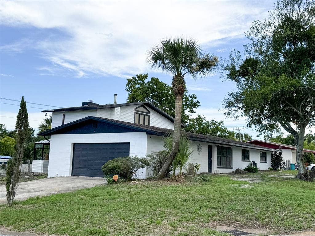 8 BR in Daytona Beach