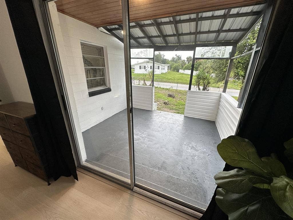 8 BR in Daytona Beach
