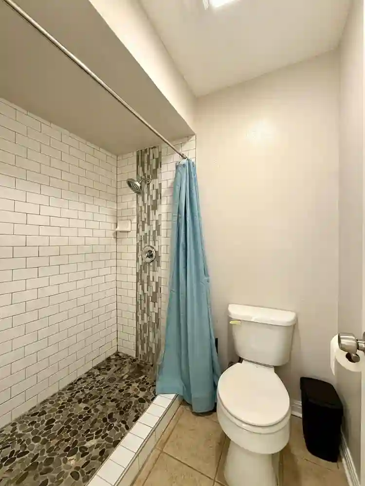 6 BR in San Antonio