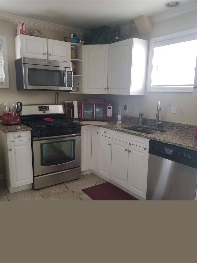 2 BR in Pikesville