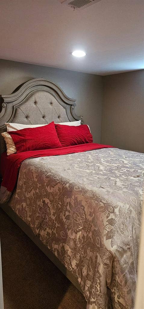 2 BR in Pikesville