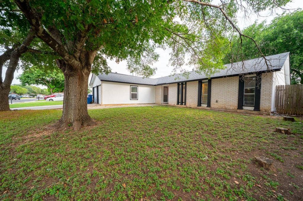 6 BR in San Antonio