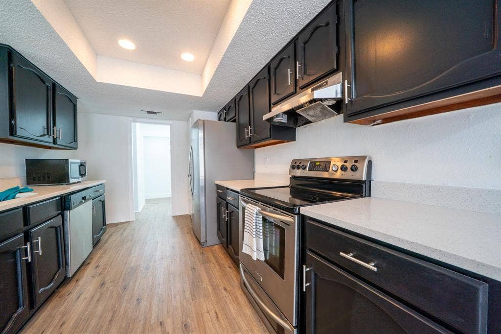 6 BR in San Antonio