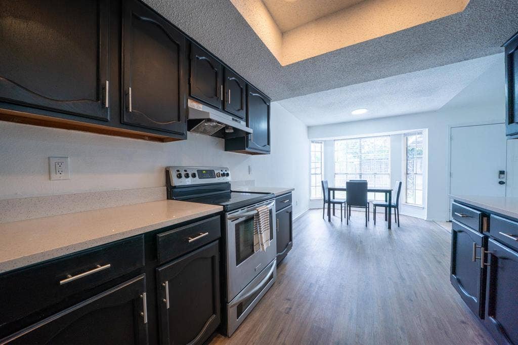 6 BR in San Antonio