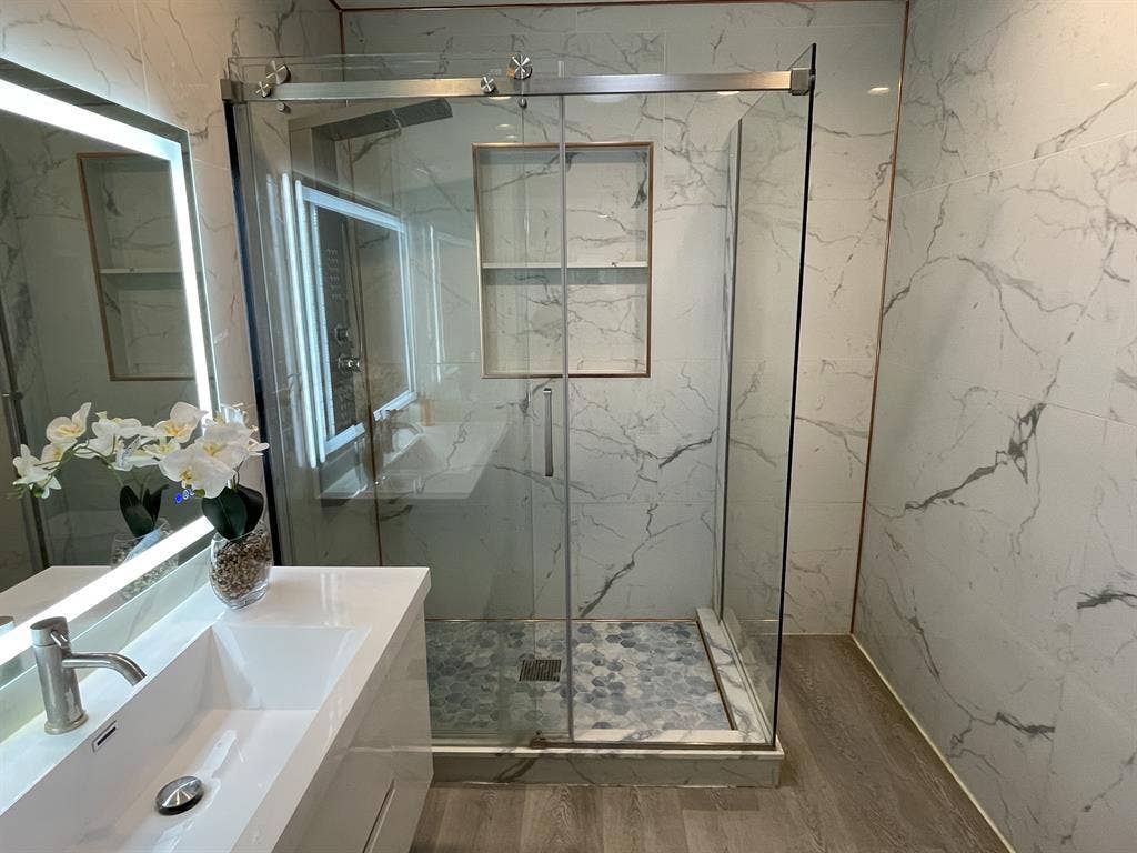 Fully furnished unit