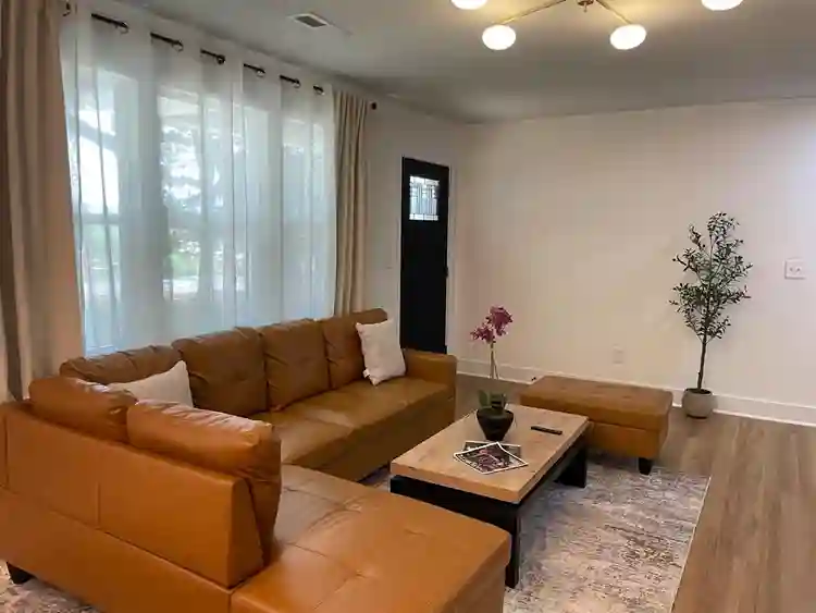 4 BR in Charlotte